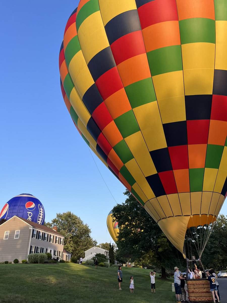 Having major balloon FOMO! My parents’ street right now! #njballoonfest2023 @njballoonfest