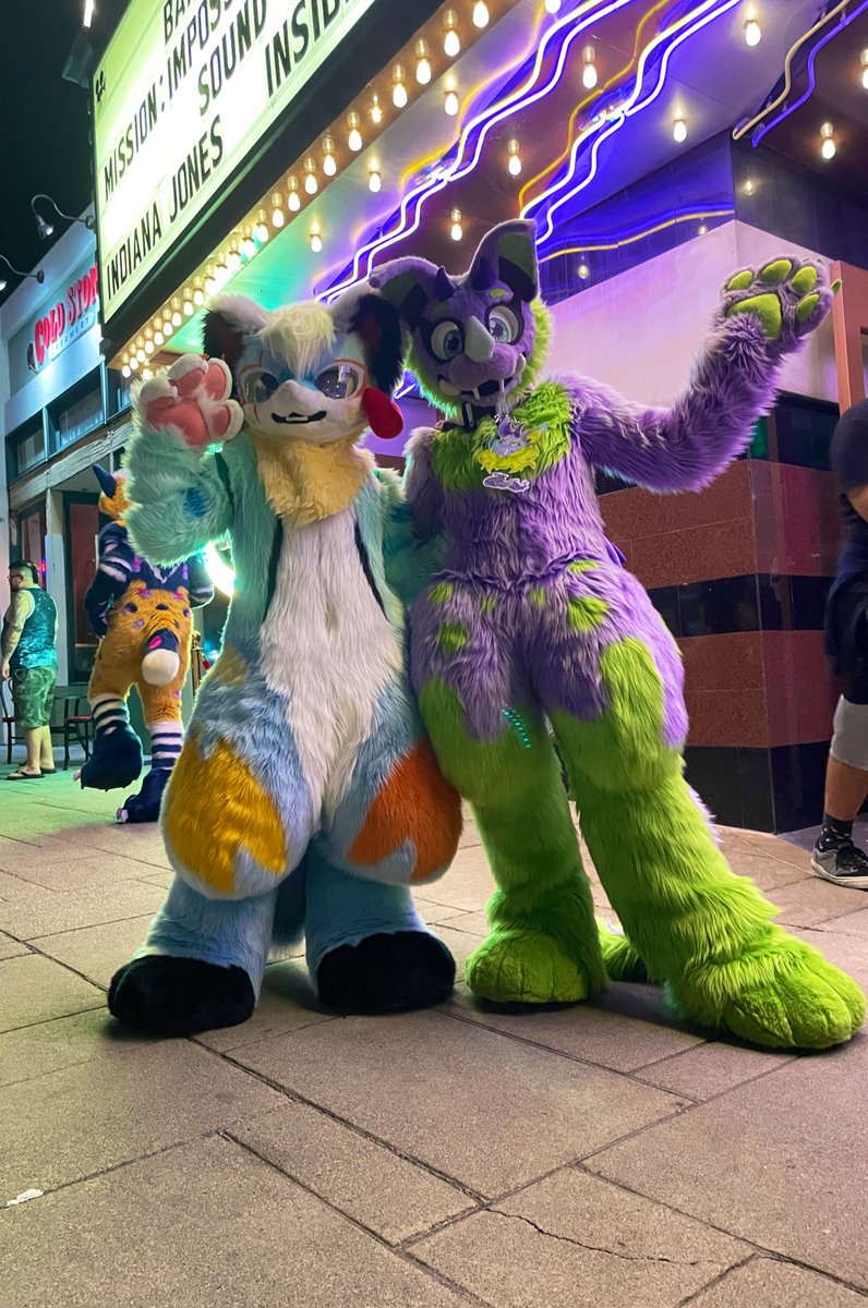 Puppy_in_pastel's tweet photo. Nothing better than the movies with friends this #FursuitFriday 

Other suiter is @yeet_frog https://t.co/PyrtM9FerS