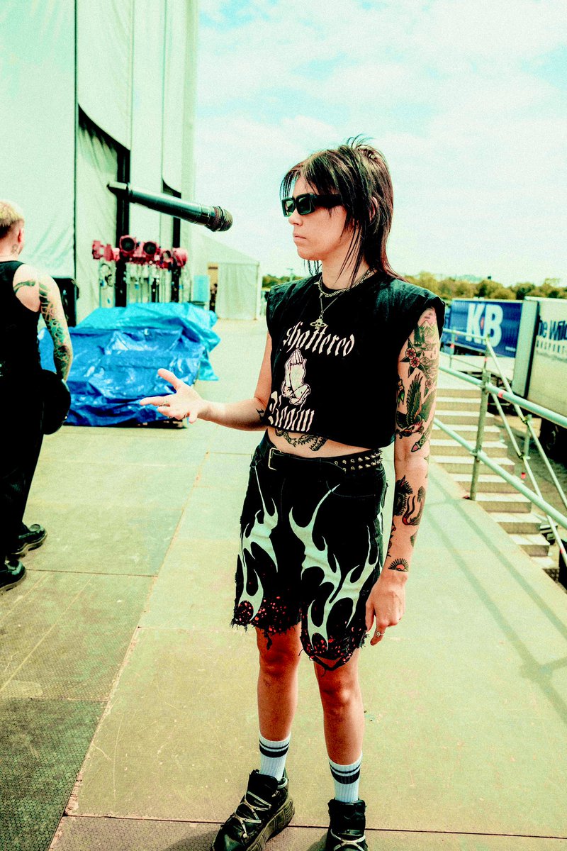 hotmilkhan's tweet image. and for my next trick im gonna make ur mums knickers disappear