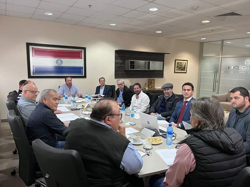 La Cámara Vial Paraguaya (<a href="/Cavialpa/">Cámara Vial Paraguaya</a>) realizó la renovación de su Comité Directivo para el período 2023-2025. La asamblea general de socios escogió a los representantes del gremio para los próximos años, destacando la participación activa de los profesionales y empresas afiliadas.