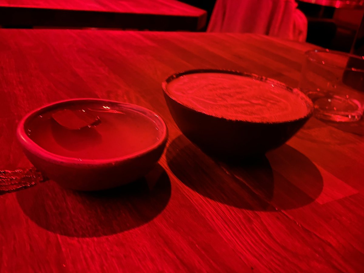 clarelyobvious's tweet photo. Cocktails and Ted Lasso impressions #friday #tedlasso https://t.co/3ZywBafDCu