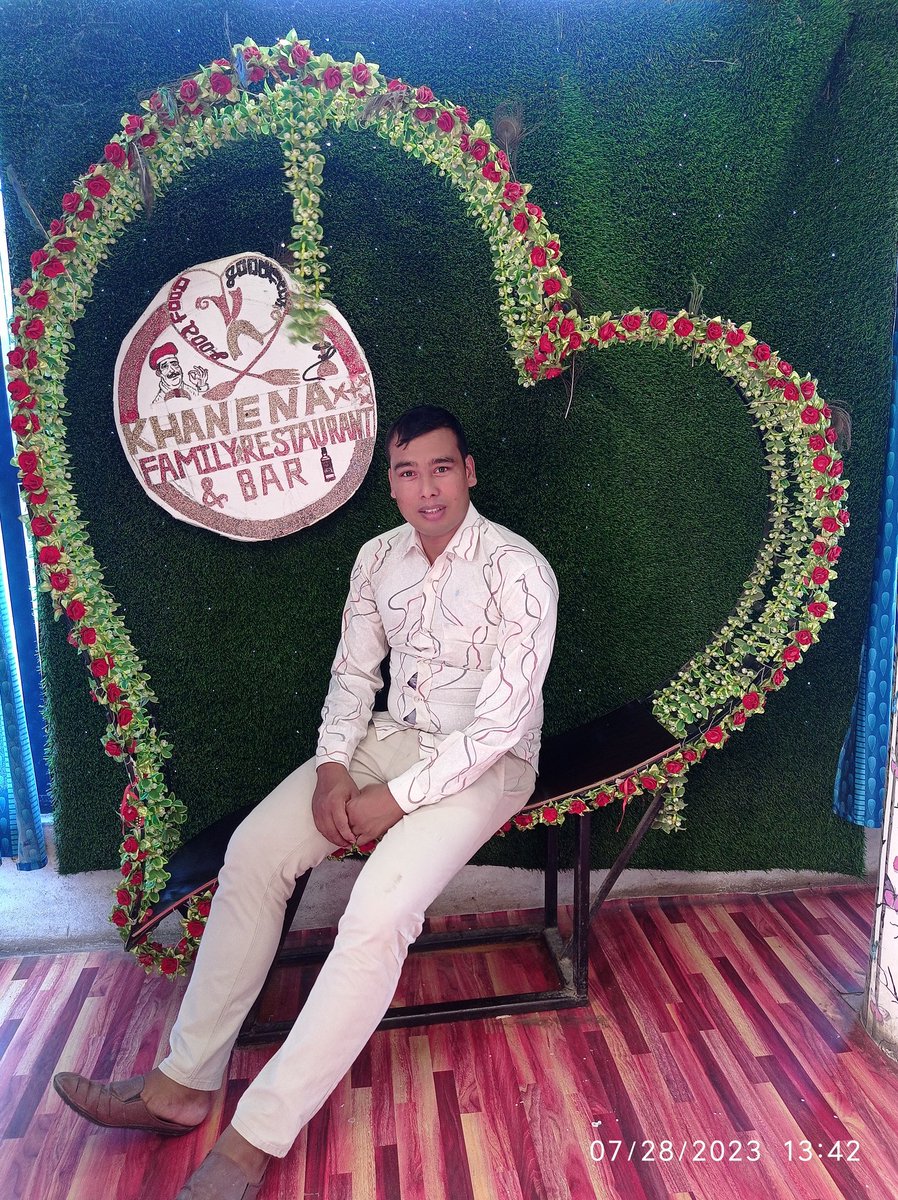 Time pass in #Khanena