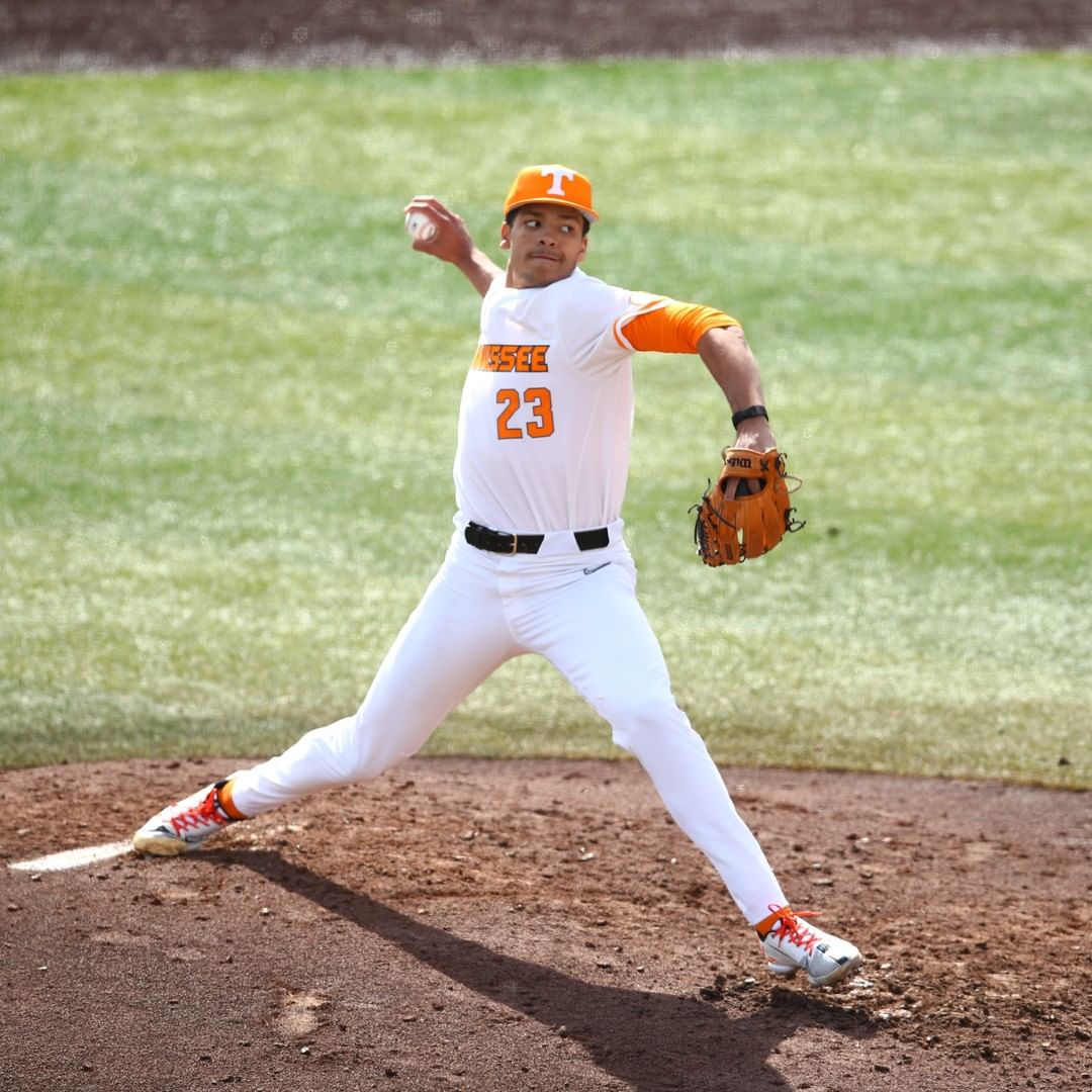 d1baseball's tweet photo. "Besides his high octane heater, Chase Burns will also show a 70-grade cutter/slider. He is closer to 1-1 overall than Paul Skenes was at this time last year."

More on the new @WakeBaseball hurler and 11 other dudes to know for the 2024 #MLBDraft ⤵️

🔗 https://t.co/Jm71bZ1zkD https://t.co/bUsz54CqjY