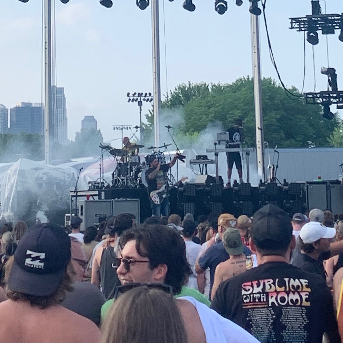 Nikolsky95's tweet photo. @tim_baltz Sublime with Rome in Chicago rn where dafuq is Randy??? https://t.co/3jPRrxgtrv
