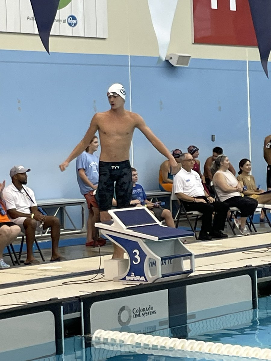 💦🔥4th OVERALL at FUTURES!!💦🔥After a 3.5 second drop this a.m., Bryce Mortimer lowered his team record in the 200 breaststroke, finishing 4th place overall at Futures Championships with a 2:20.20…. Only a half second off of a US Open/National cut! That’s a SPICY MEATBALL!! 🌶️