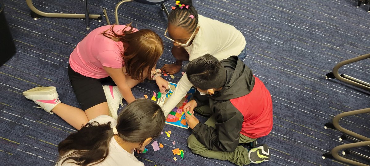 schuckm9's tweet photo. Working on teamwork and community building this first week of school.
#wearewayne
@BrittonAWayne https://t.co/aAP99vivvO