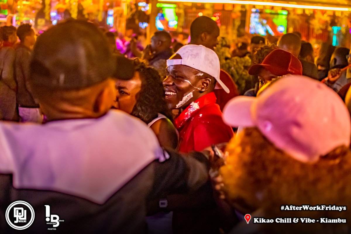 DjJoeMfalme's tweet photo. @Innocent_Bernd Party with Mr. Sherehe
π @kikao_chill_and_vibe
πΊπ½#AfterWorkFriday
A #JoeMfalmeLive Experience
πΈ @Innocent_Bernd https://t.co/Fi6ol6kDmb