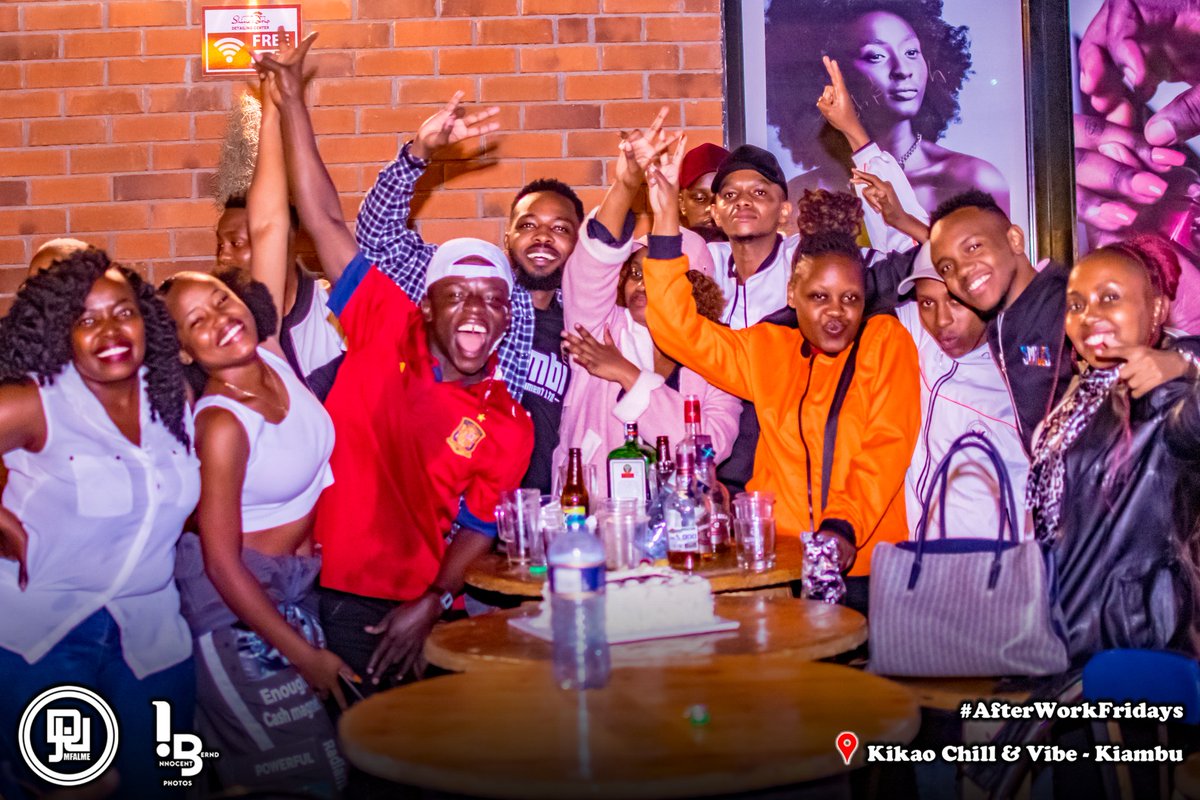 DjJoeMfalme's tweet photo. @Innocent_Bernd Party with Mr. Sherehe
π @kikao_chill_and_vibe
πΊπ½#AfterWorkFriday
A #JoeMfalmeLive Experience
πΈ @Innocent_Bernd https://t.co/Fi6ol6kDmb