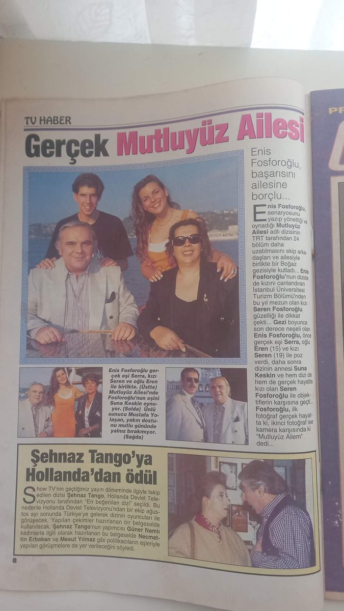 Mehmetcan198's tweet photo. #tbt İzlenmesi gereken efsane sanatçılardan efsane bir Türk dizisi.#MutluyüzAilesi İşte gerçek #MutluyüzAilesi #EnisFosforoğlu @serenfosforoglu #1995yılı #SunaKeskin #MustafaYolaşan #KandemirKonduk #HandeAtaizi #FerhanŞensoy #PerranKutman #ErdalÖzyağcılar #yaçokseversen #dönence https://t.co/WTy21w6gFr