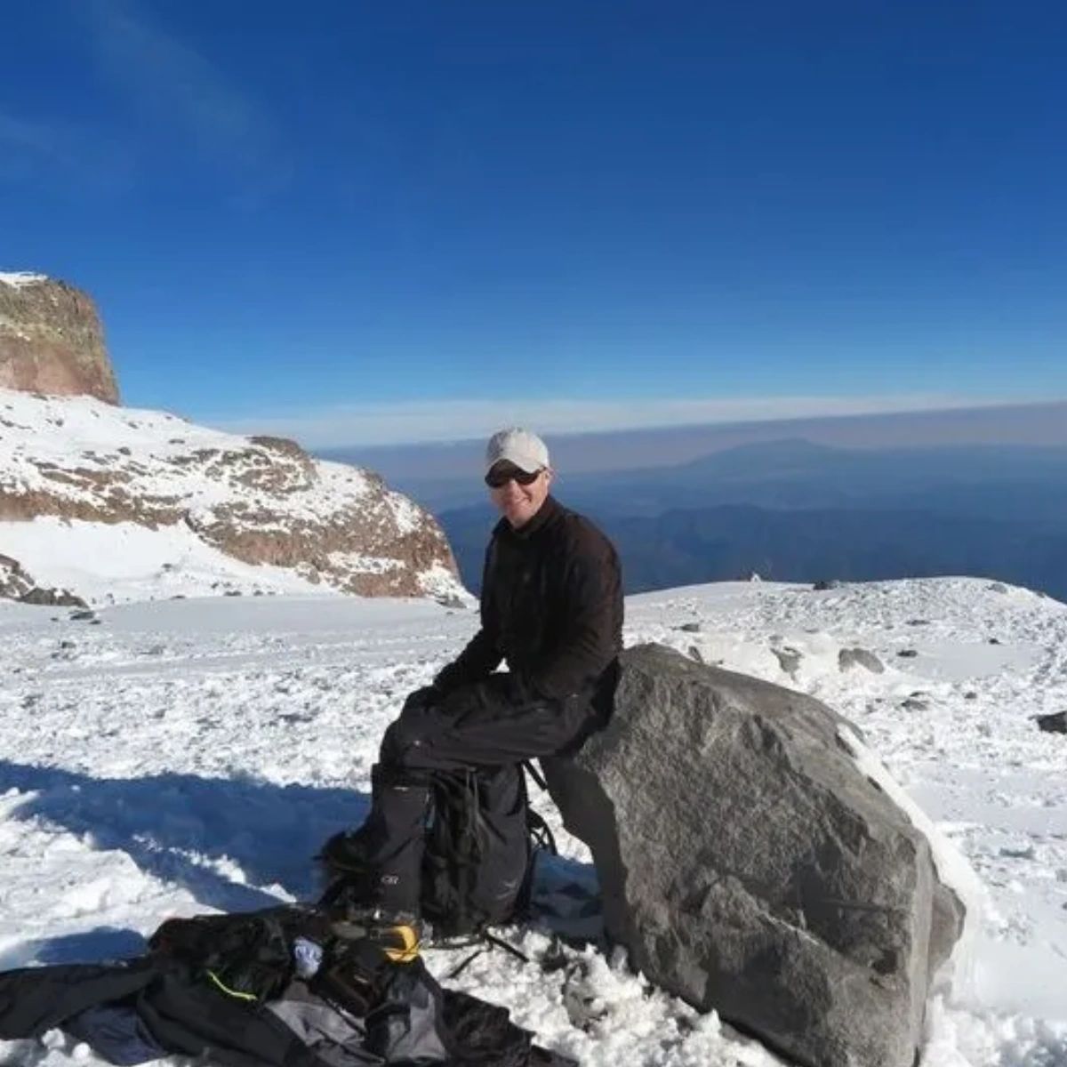 mountainmonkeyc's tweet photo. Our mission is to celebrate personal and professional achievements in the spirit of the USGS survey marker. What achievement are you looking to celebrate? #picodeorizaba #mountaineer #customawards #employeeappreciation #retirementgifts #surveyinglife #militarygifts https://t.co/CUbPmCHJcf