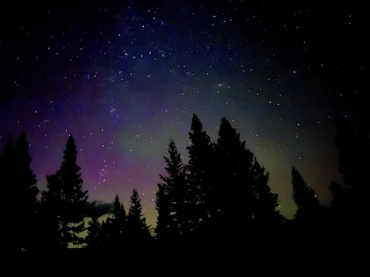 saw the milky way n northern lights 🥹✨