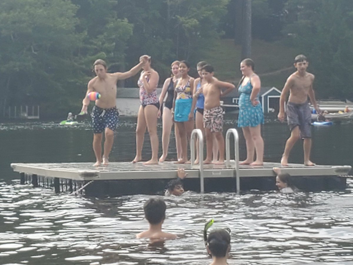 GenNOWCLF's tweet image. Swimming at the lake.