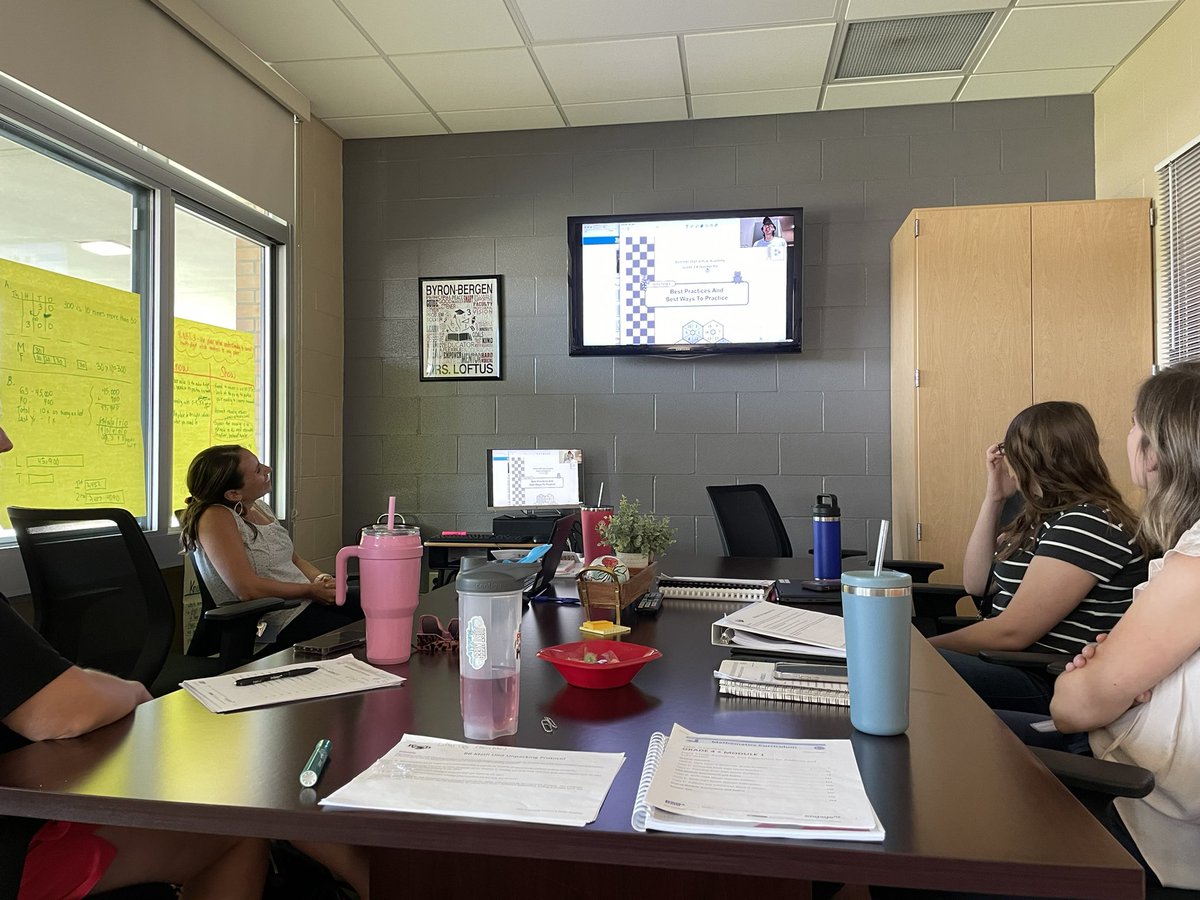 Kristin Loftus tweet media