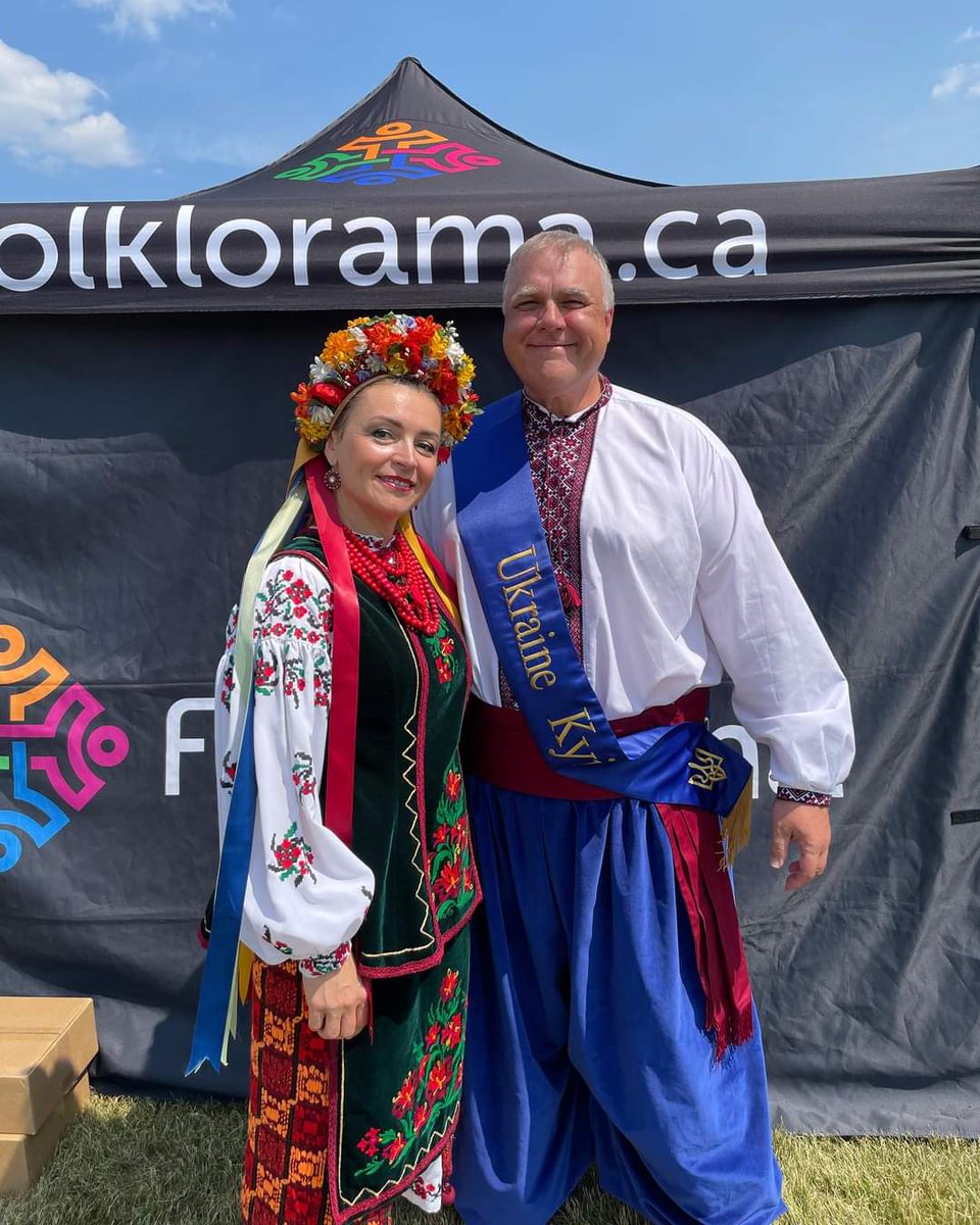 KyivPavilion's tweet photo. Join our youth ambassadors Maksym Kisil and Halyna Kruk, along with adult ambassadors Olesia Chychkevych and Orest Deneka tomorrow evening at the Lyric Theatre in Assiniboine Park from 4:00-8:00p.m. to officially kickoff @Folklorama 52! 

Looking forward to seeing you there! https://t.co/kdoD26JqwF