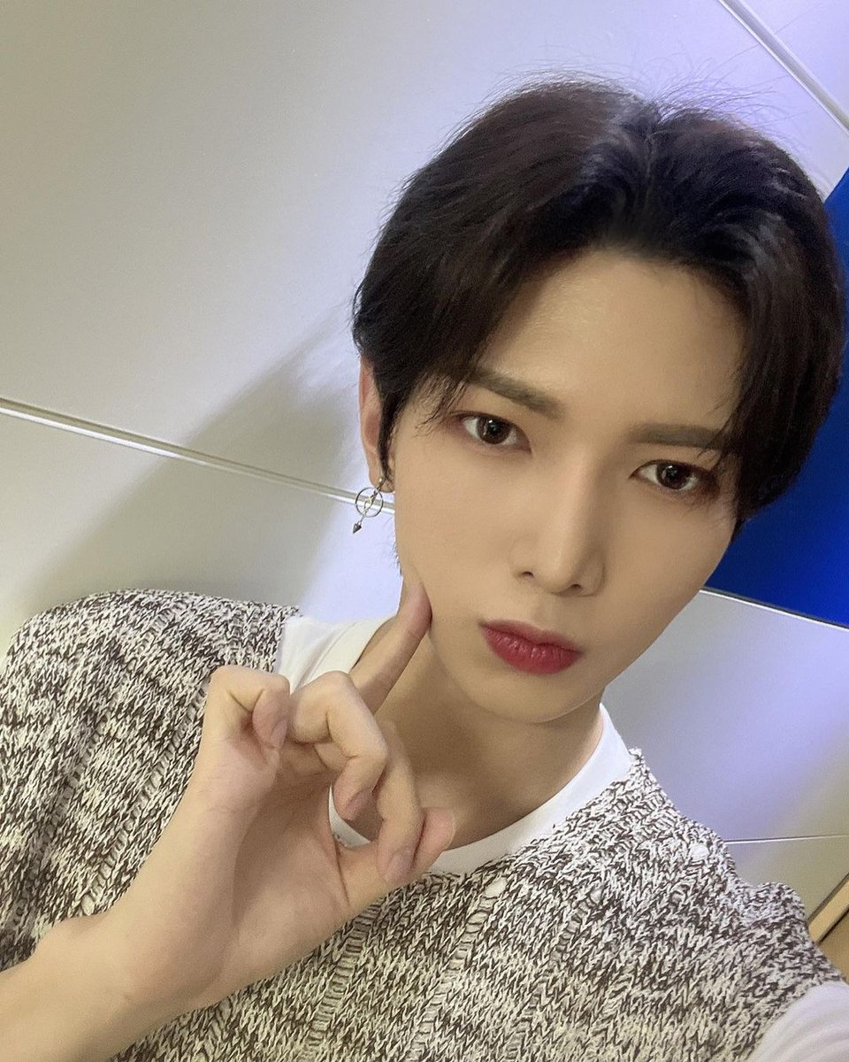 n년 전 오늘의 여상 tweet media