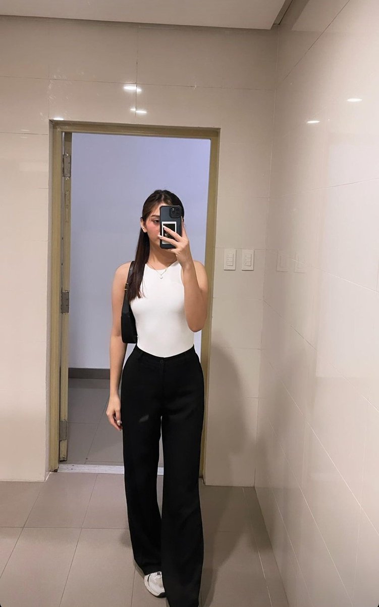 sexyashleyyyy's tweet photo. F*CK IT SENDING MY S3XTAPE TO EVERYONE WHO LIKES!

#alterpinayvideos #alterpinayph #alterphilippines #alter #alterph https://t.co/rKqtohH0J6