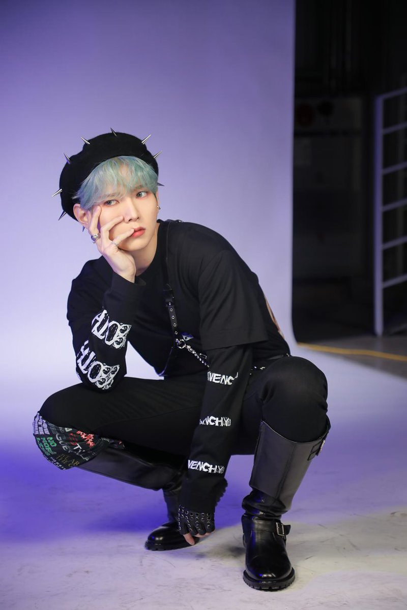 n년 전 오늘의 여상 tweet media