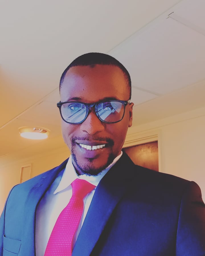 London 🇬🇧 
#Teecha