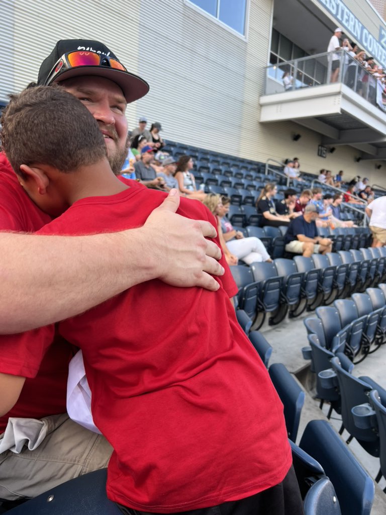 (P) HoosierWrexhamFan (Aaron) tweet media