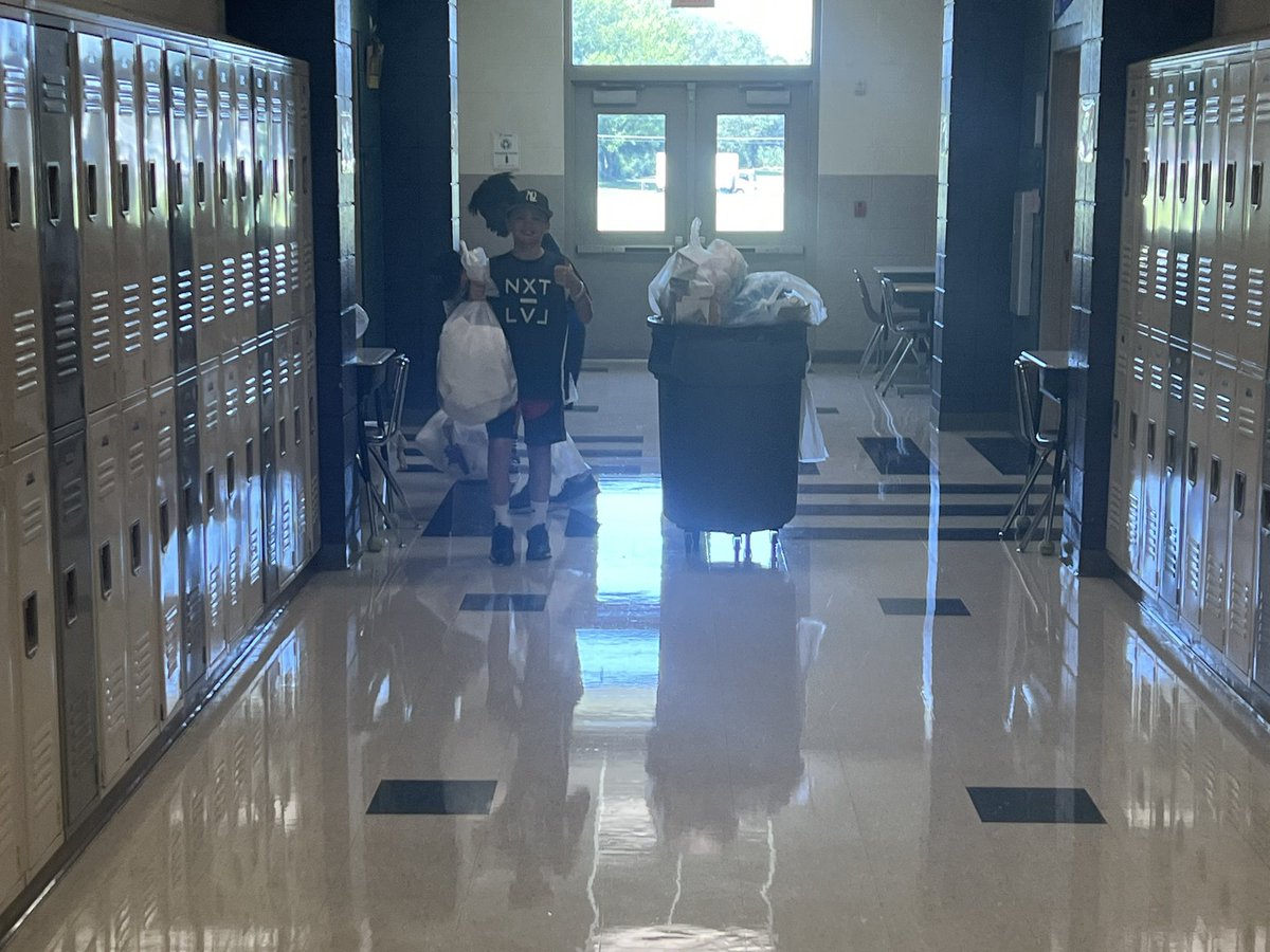 HUGE shout out to our MMS Boys Basketball Team for helping us get ready for the school year by moving furniture for teachers and taking out the trash.  Well done, gentlemen! 🏀🐾🤩 #MilanLife #MilanAwesome