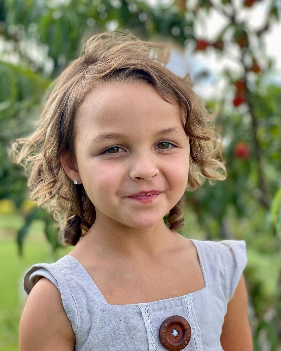 MeetMeAtCalvary's tweet photo. Riley Faith: Let us stop and say a special prayer for Riley Faith’s parents, siblings, and family as today they had a private viewing of Riley Faith as well as 2 two hour visitations. Let us pray for them tomorrow as the prepare for the church service and her funeral. ✝️❤️🙏❤️✝️ (Let us participate with them by either a shelter donation, a filled bookbag donation for poor children and/or a donation to the Riley Faith Foundation for children with cancer and support for animal shelters in her memory.)
Riley Faith Foundation
PO Box 121
Reidville, SC 29375