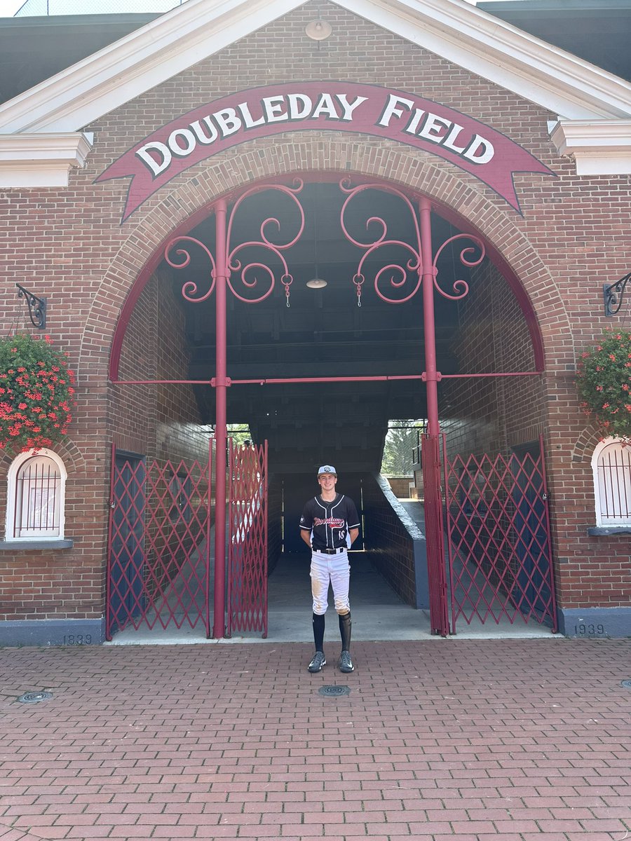 TonySuffness's tweet photo. 2 for 2 on the day - opposite field single at Doubleday park @CoachDrakeNCSA @EABORIVERDAWGS @RoverBaseball https://t.co/dtSD1i7ZyQ