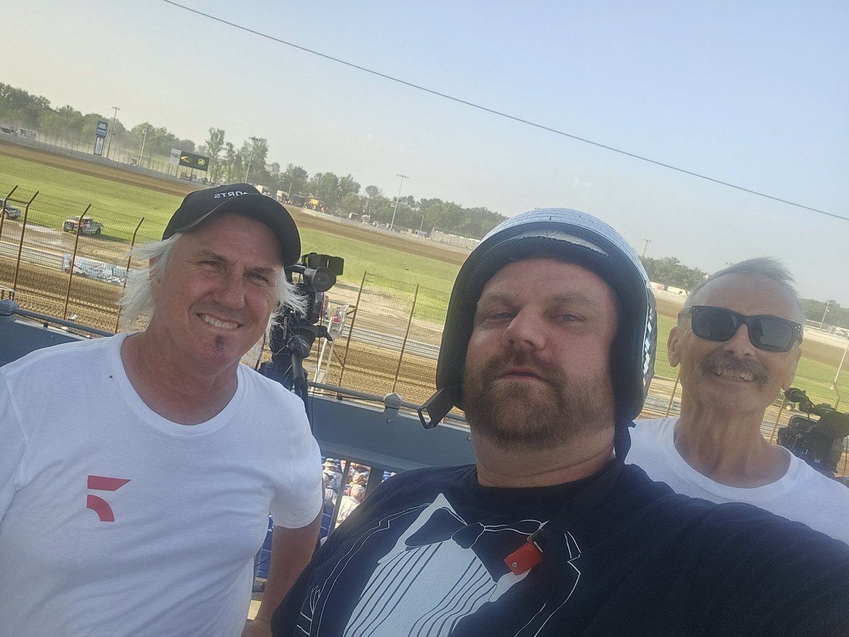 FLG_Todd's tweet photo. Finally got to @I70msp for a race, hanging with the @FloRacing  guys, listening to @BlakeAnderson .... awesome sauce!!! https://t.co/c5kvUbEbPb