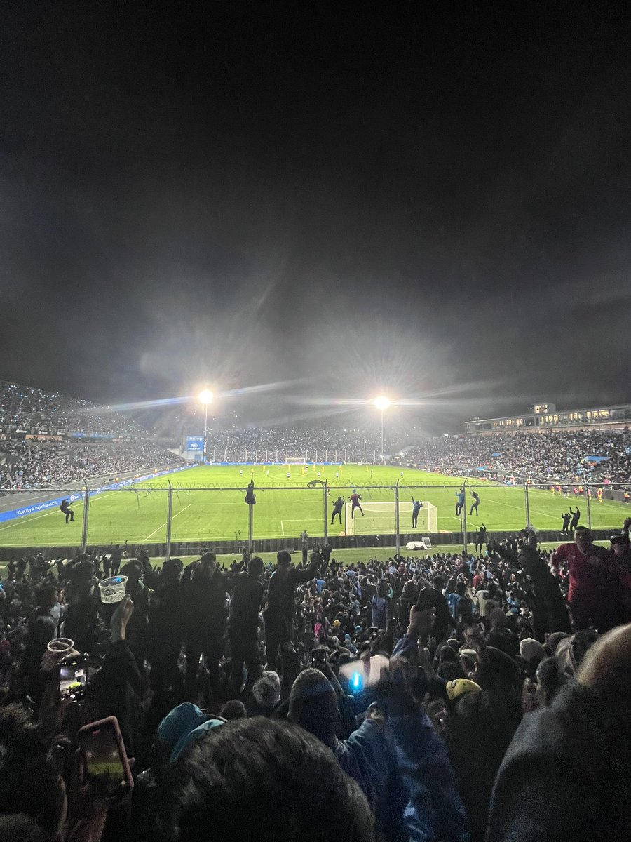 UniversoCelest's tweet photo. Buenas rachas, malas rachas, malas dirigencias, buenas dirigencias, pasan jugadores, técnicos, dirigentes, en la segunda categoría, por copa y en donde sea. Esta hinchada va a estar siempre ustedes no tengan ninguna duda. La banda más incondicional que existe 🩵 https://t.co/6OxvJax9aQ