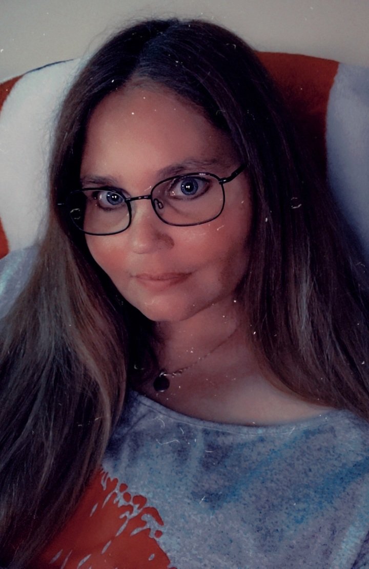 Julie Johnson tweet media