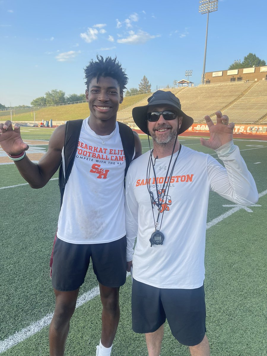 #AGTG After an amazing camp and conversation with <a href="/JacobSurdy/">Jacob_Surdy</a> and <a href="/Coach_T_Rocco/">Thomas Rocco</a> I am BLESSED to receive my first D1 offer from Sam Houston State University!!🧡🤍  <a href="/BearkatsFB/">Sam Houston Football</a> <a href="/CoachKCKeeler/">KC Keeler</a> #EatEmUpKats