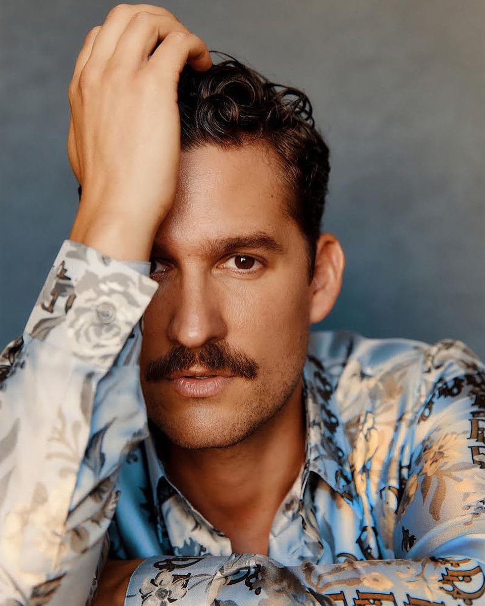 benaldridgefan_'s tweet photo. Ben Aldridge Photographed For Man About Town

#BenAldridge #KnockAtTheCabin #SpoilerAlert #TheLongCall https://t.co/TBzXfDHTg8