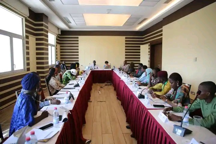 Parlement des Jeunes du Bénin tweet media
