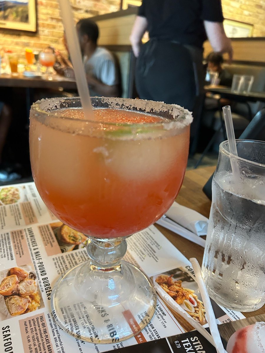 mickij3's tweet photo. I'm at Cheddar's Scratch Kitchen in Pigeon Forge, TN https://t.co/HI7wZxmBdr https://t.co/nmPR4JUhWv
