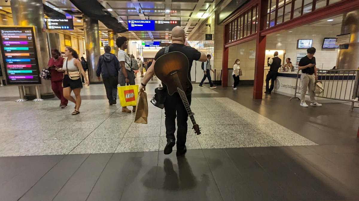 music.youtube.com/watch?v=TGbK-k…