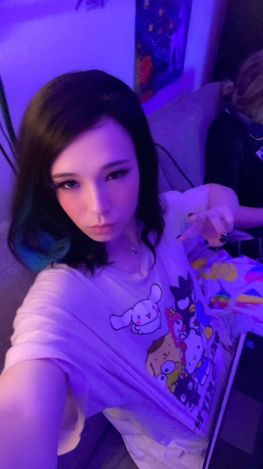 Stay up gamers >.< 💋 https://t.co/jZIELSDSqP<a href="/tag/cute"class="tags"><span>#cute</span></a><a href="/tag/discordkitten"class="tags"><span>#discordkitten</span></a>