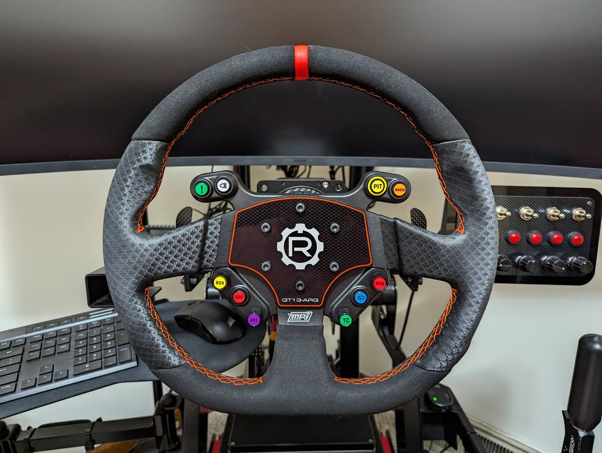 Loving the supergrip on this @MPI_INNOVATIONS SimMax GT wheel! #ispympi @maxpapis
