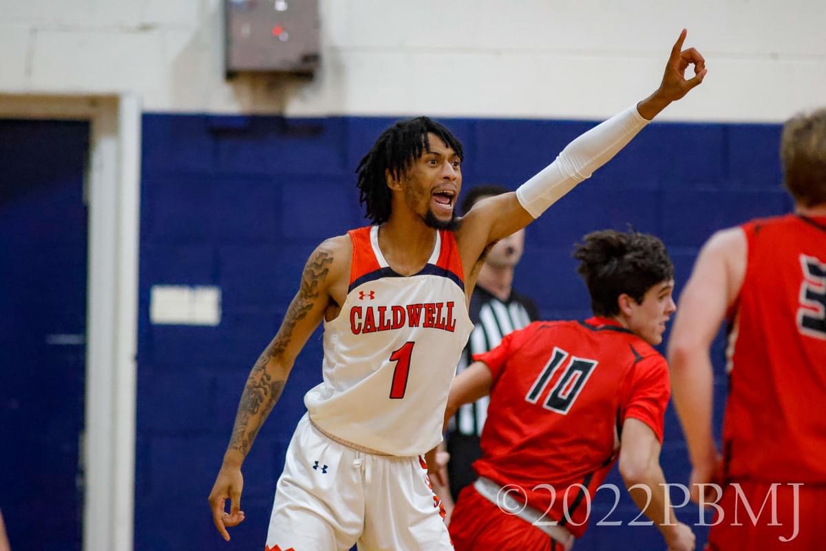 hoopnupe's tweet photo. St. Andrews University MBB  @StAndrewsUnive1  @CoacHernandzSAU 5th signee for the '23 class is transfer Justin Hodges @Justinflee35 6'5 G/F from Charlotte, NC &amp; Caldwell CC. Welcome to the Knights Family.  #StAndrewsMBB https://t.co/pAmt2i8XGs
