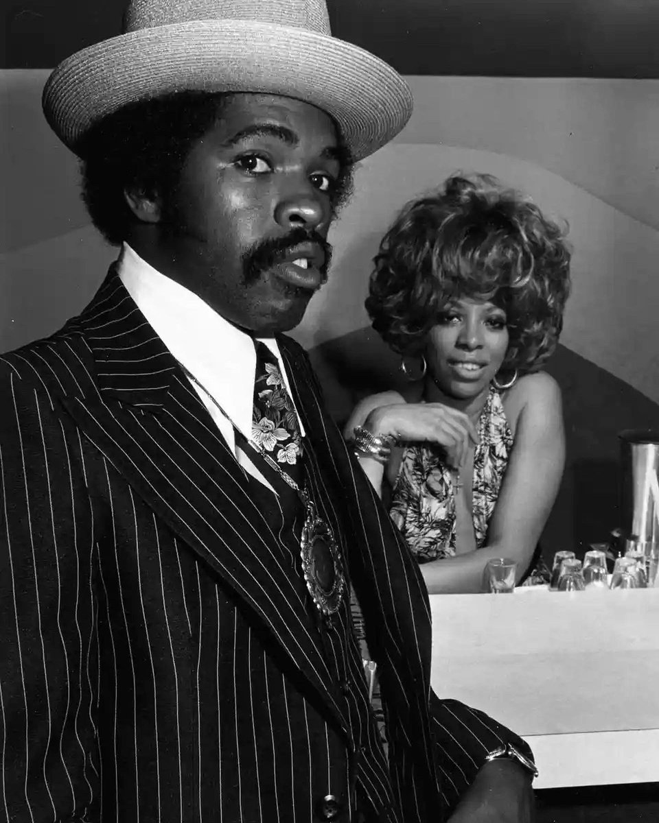 blackarchivesco's tweet image. Chicago. Photographs by Michael Abramson (1970s)