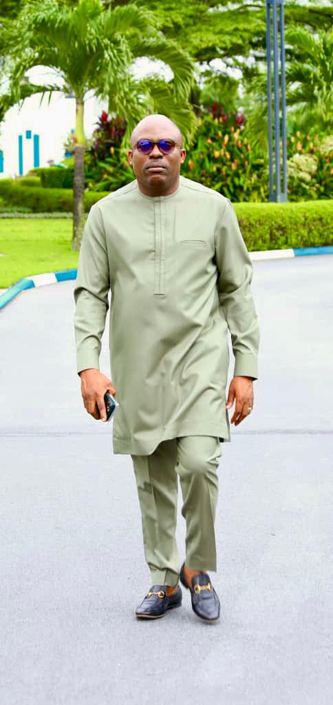 FinebonePrince4's tweet image. #SimFubaraKSC Governor Siminalayi Fubara, a beacon of simplicity and a guiding light for the youth's aspirations.

#SIMpleMan
#SimCares
#TheWorkingSim
#SimMediaVolunteers 

#Dembele / #Wike / #Puting