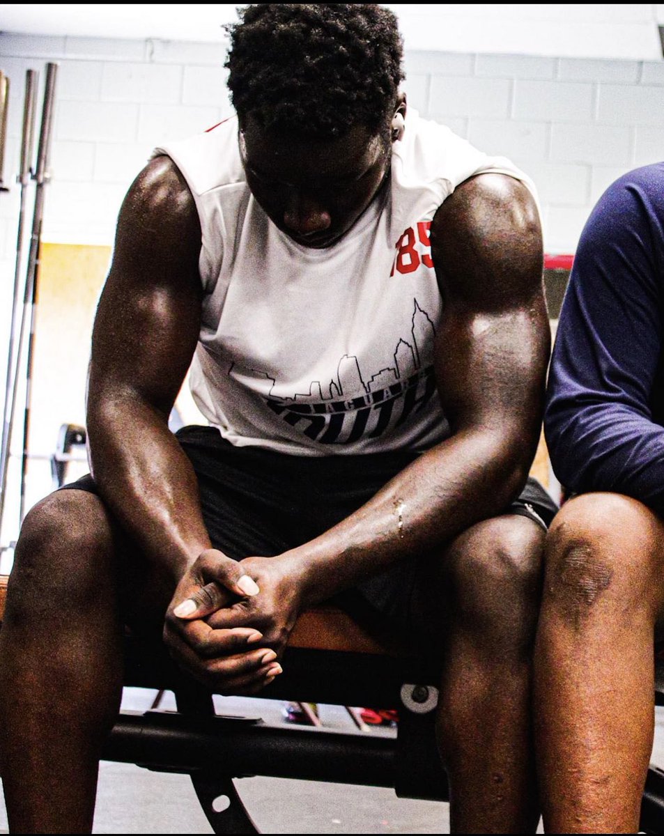 ToddJackson___'s tweet photo. this season gone be personal 🩸⏰ https://t.co/Hyud6ObxWp