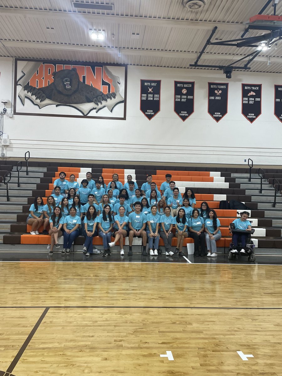 TGBHS_BRUINS's tweet photo. We welcomed the rest of the Class of 2027 to TGB today for Day 2 of Freshman Orientation.  We had such a great time.  We can't wait for the first day of the school year. #Classof2027 #FreshmanOrientation #BackToSchool #pxunext #thisiswhoweare #tgbrocks #onceabruinalwaysabruin https://t.co/ps6734lI0x