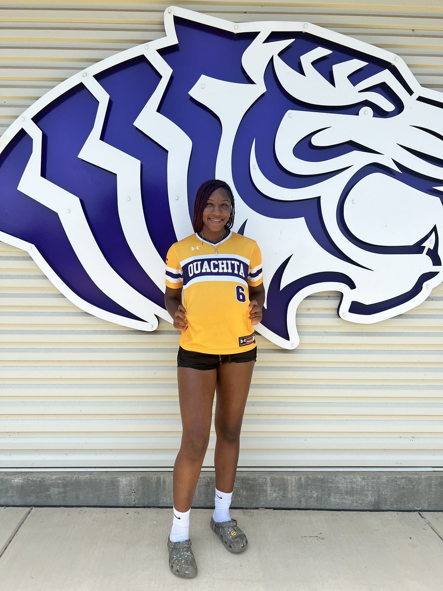 JaKai24's tweet photo. I enjoyed my unofficial visit today at OBU and seeing the beautiful campus. I also loved getting to take a look at the softball facility 💜! @OuachitaSB @FinleyTobi https://t.co/XQC789LJFX