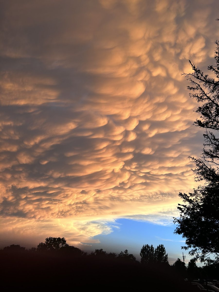 Mammatus…