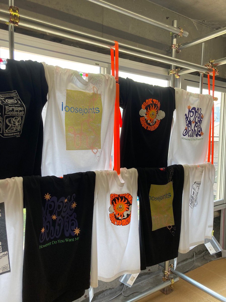 loosejoints SS24展示会、急遽本日29日土曜日13-20公開することとなりました！ぜひこの機会に！スンバラしいアーティストが参加！キャンパスとなるオリジナルボディもさらに進化！ご友人、関係者の皆様お待ちしております!!!! 
loosejoints SS24 Collection “BACK TO LIFE’’
@1729Agency