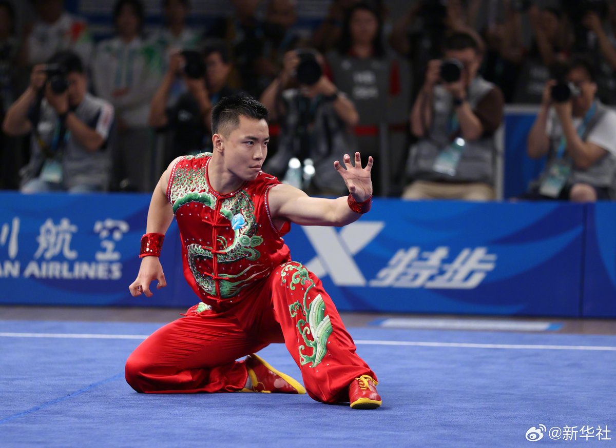 Chengdu2021's tweet photo. The very first gold medal in #Chengdu2021 #FISUGames was achieved just now by the Chinese Wushu athlete, Cao Maoyuan, in Men's #Nanquan!! 👏👏👏
Congratulations! Good news will keep coming in!!🥳🥳
#day1 #ChengduFISUGames #Wushu
📷:Xinhua https://t.co/y1WHCoKS4S