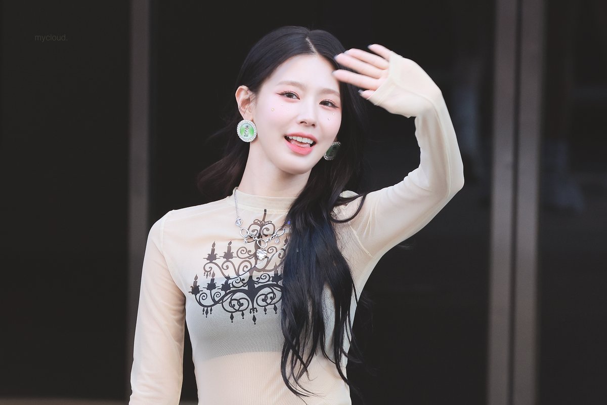 230602 (입틀막)🥹👋👋👋👋
#미연 #MIYEON #여자아이들 #GIDLE #아이들
