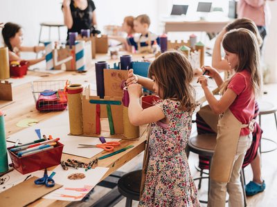 #Lecturasdeverano 
Makerspaces en bibliotecas escolares: fomentando el aprendizaje, la creatividad, y las habilidades blandas
juntadeandalucia.es/educacion/port…