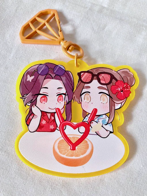 夏のどんぐりセットのちゃんアクキー届いた〜ぎえーーめちゃめちゃオレンジかんわいいね!!