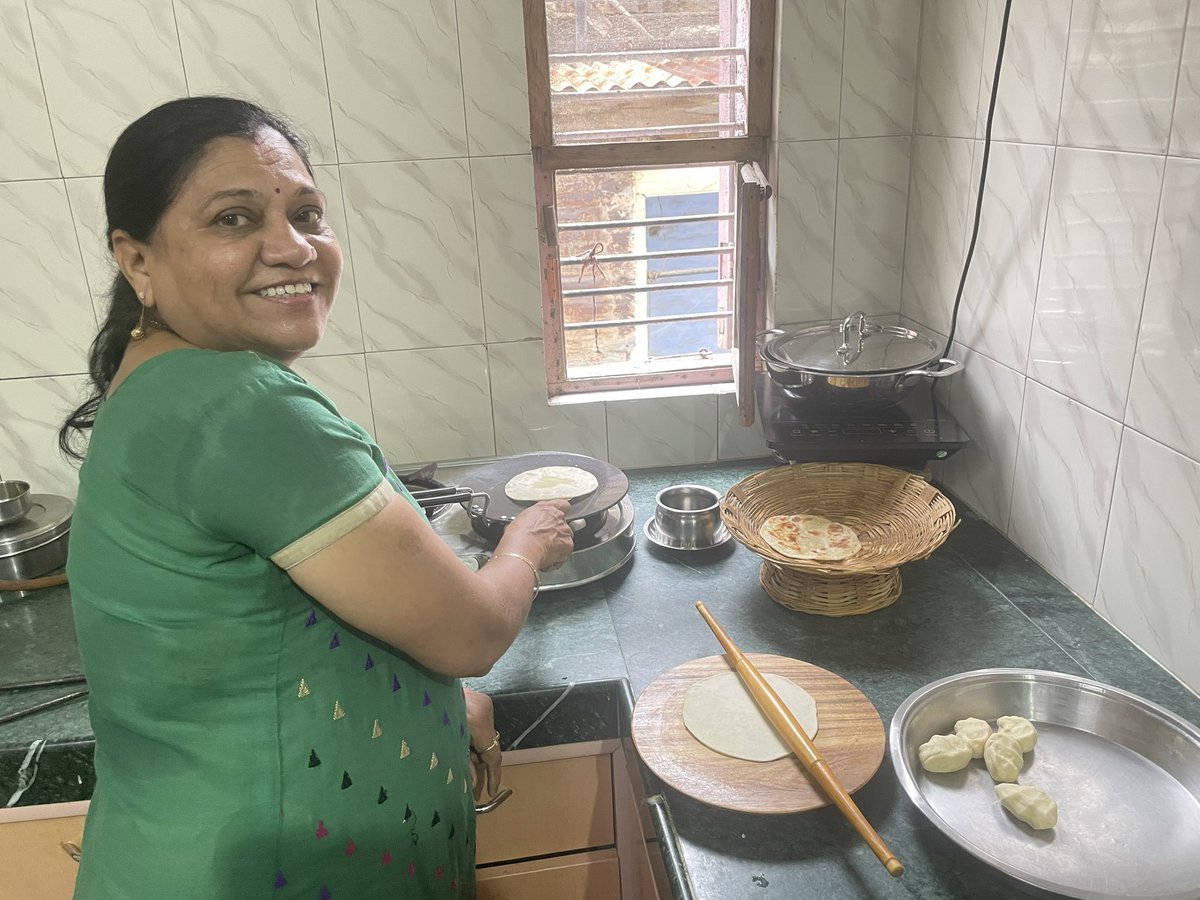 BhupeshDipti's tweet photo. On the occasion of #InternationalMilletsYear
BJP Millets Month 2023
#MyFavouriteMillets Home Made - મોરૈયા ના લોટ ની ભાખરી, મોરૈયો
#MM4Millets
🔸Diptiben Bhatt
🔸 Vice President Mahila Morcha , kheda Jilla @VanathiBJP @Deepikasardava @ArunabenChaudh1 https://t.co/q3PnMBruql