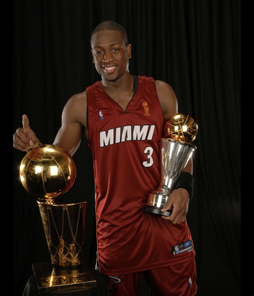 DiamantaeG's tweet photo. Show me a picture of “James Harden” with one of these🤣 https://t.co/qOjEt9R58w